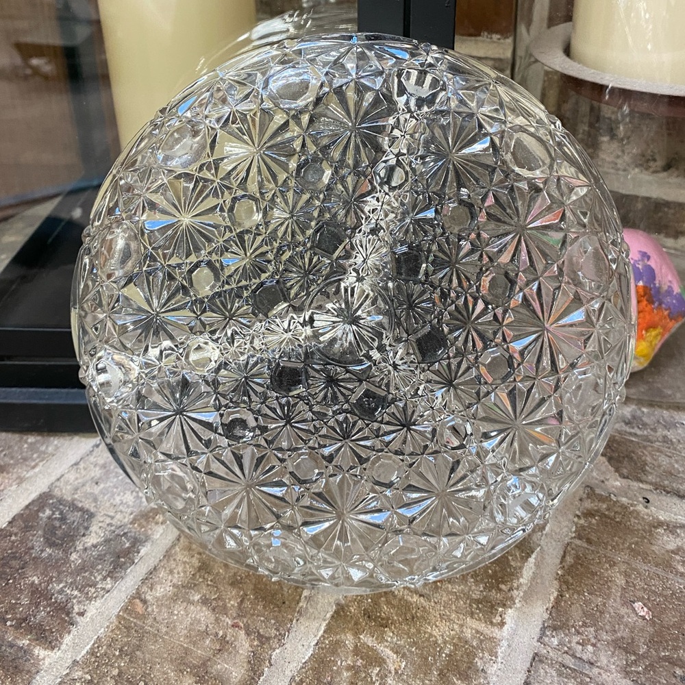 Crystal Glass Candy Dish - Picture 2 of 4
